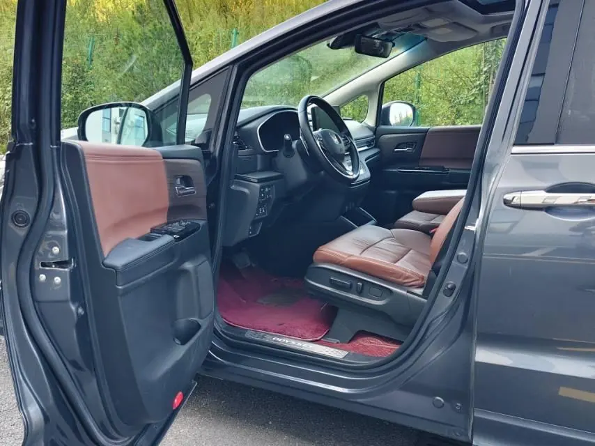 Honda 2022 Odyssey Hybrid 2.0 Stepless Sharp Extreme Edition Automatic Gear 4
