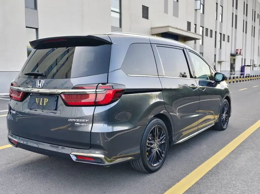 Honda 2022 Odyssey Hybrid 2.0 Stepless Sharp Extreme Edition Automatic Gear 9