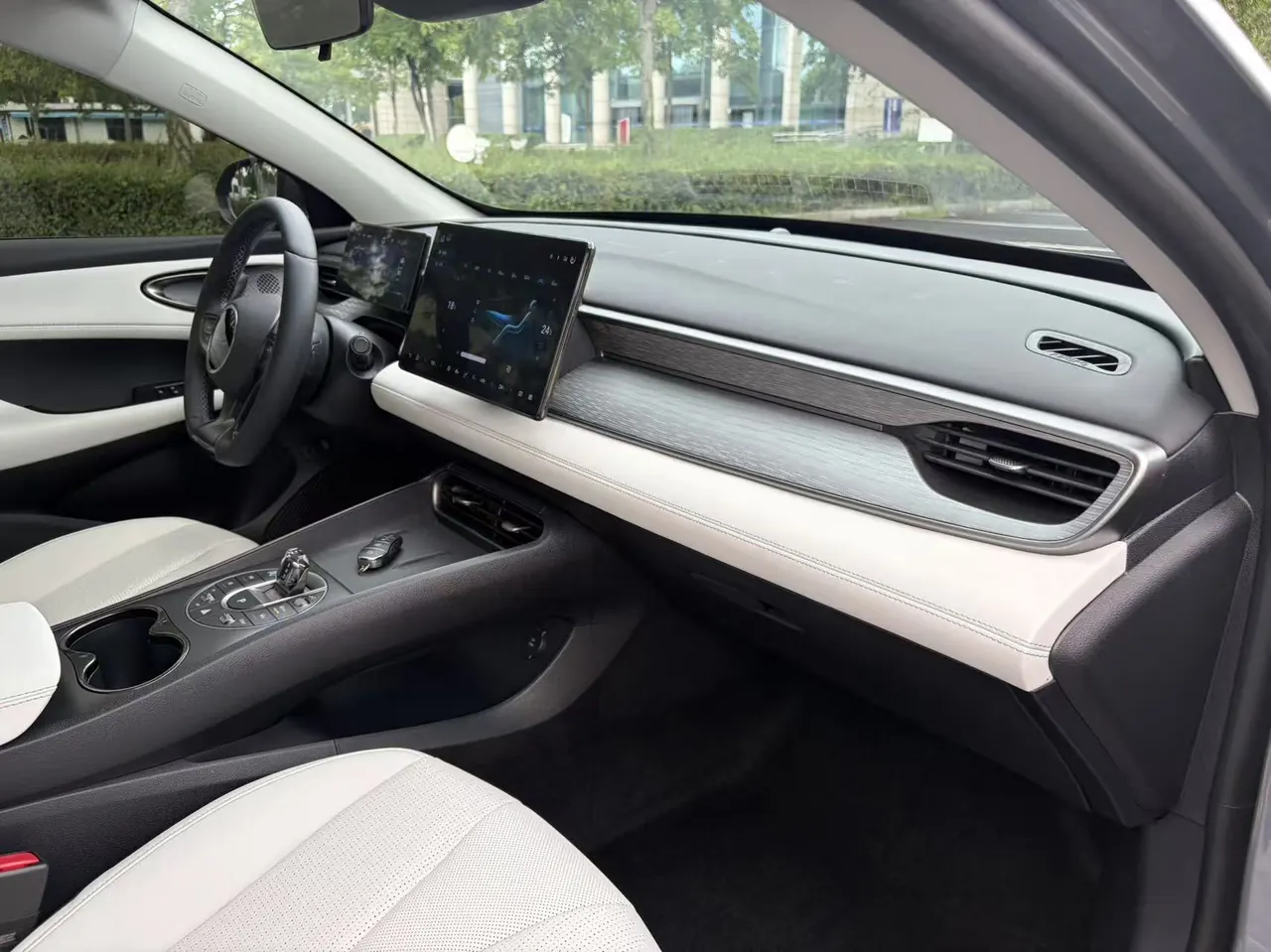 BYD 2025 Seal 05 DM-i 1.5 Stepless Smart Driving Edition 55KM Honorable Automatic Gear 8