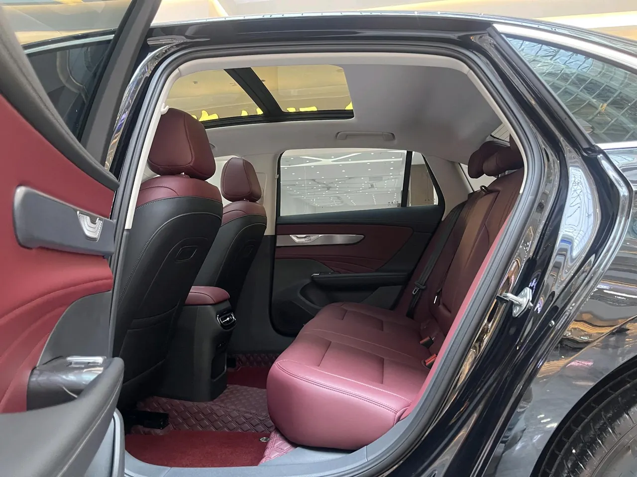 HongQi 2026 H5 1.5T Flag Rhyme Pro Edition Automatic Gear 5