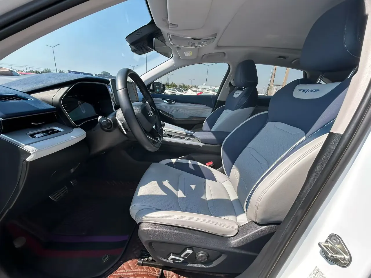 Geely 2023 Xingrui 2.0TD Honorable Automatic Transmission 4