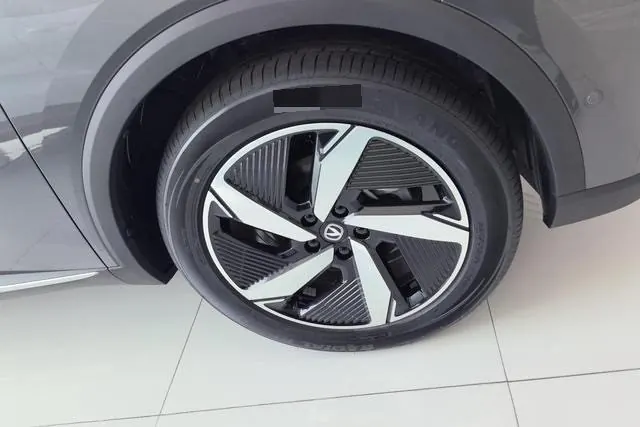 ChangAn 2026 CS55 PLUS PHEV 1.5 Stepless Smart New Blue Whale 125km Zhiyue Edition Automatic Gear 3