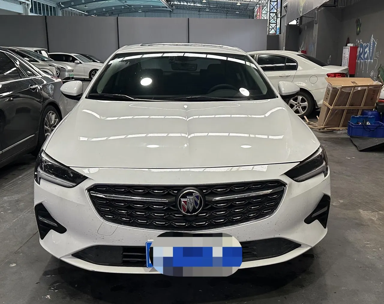 Buick 2022 Regal 1.5T 552T Smart Automatic Gear 2