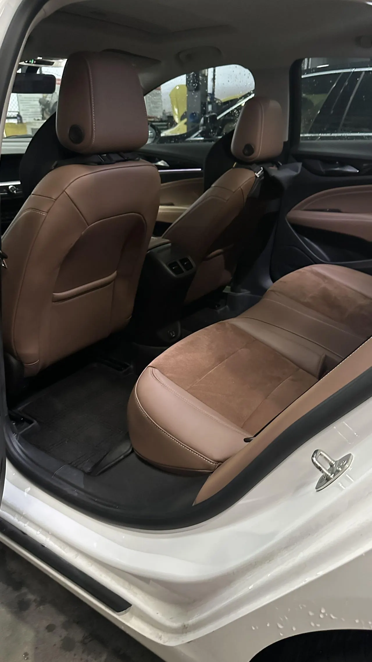 Buick 2022 Regal 1.5T 552T Smart Automatic Gear 4
