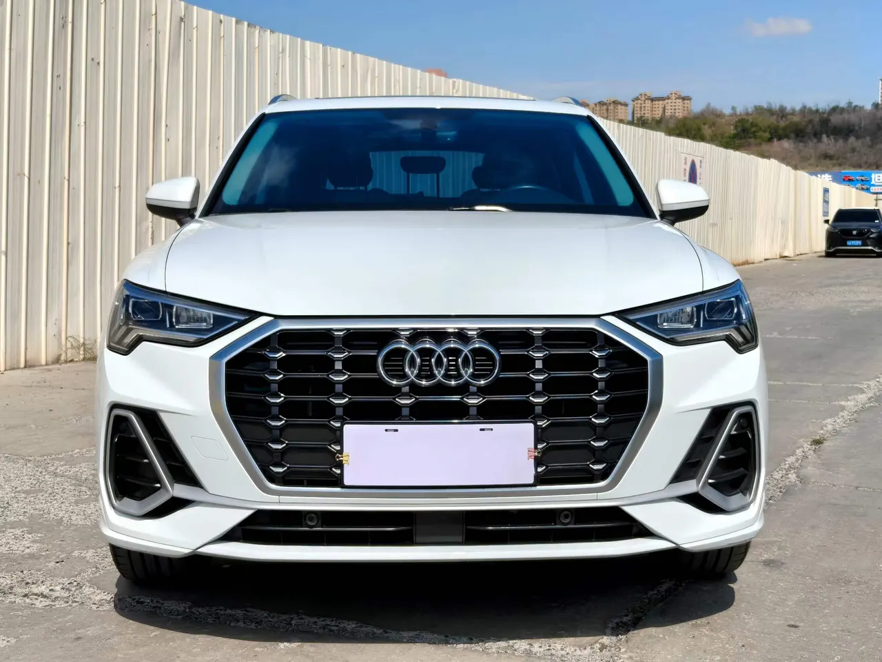 Audi 2020 Q3 1.4TFSI 35TFSI Enterprising and Elegant Automatic Gear 2