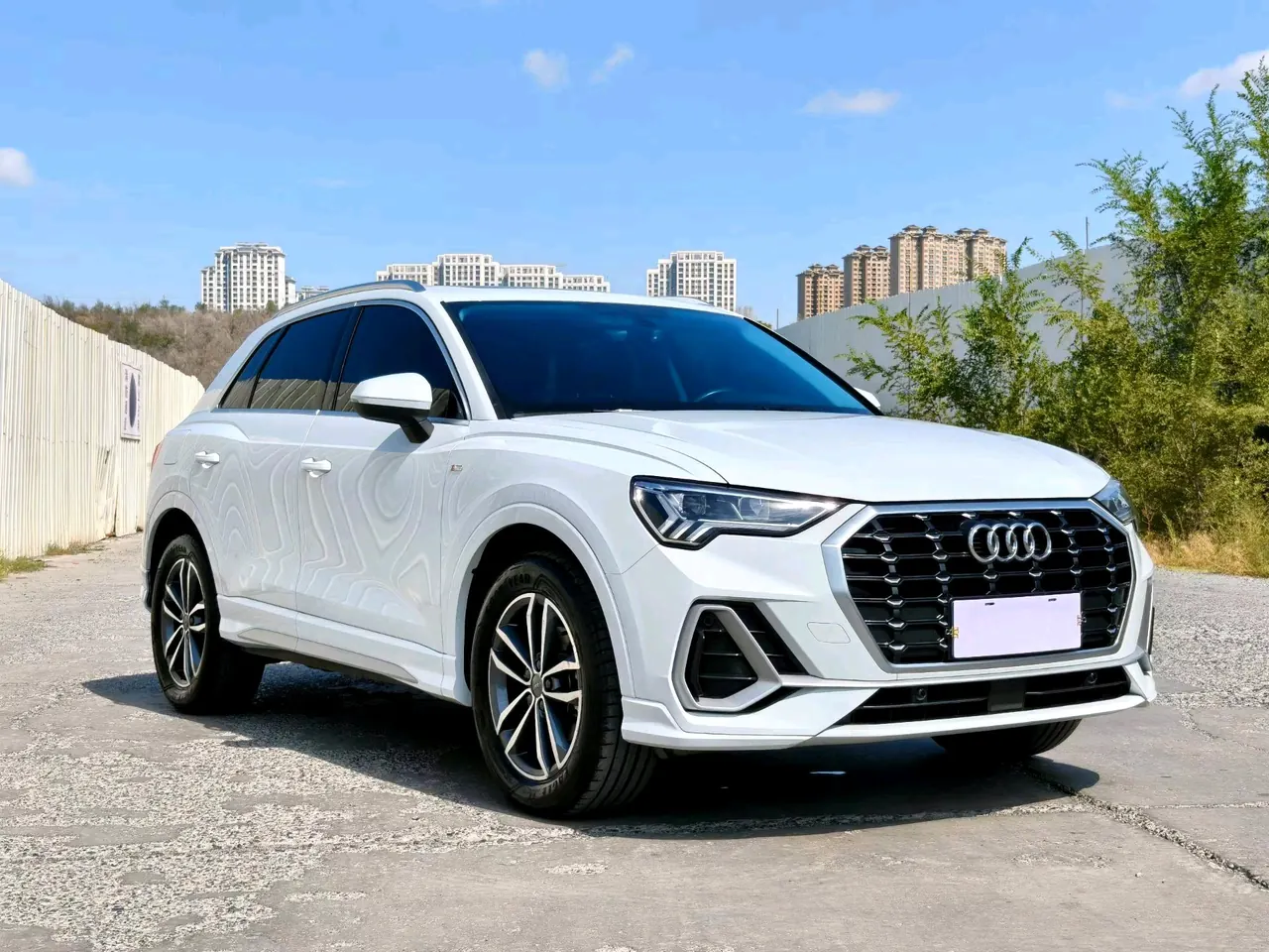Audi 2020 Q3 1.4TFSI 35TFSI Enterprising and Elegant Automatic Gear 3