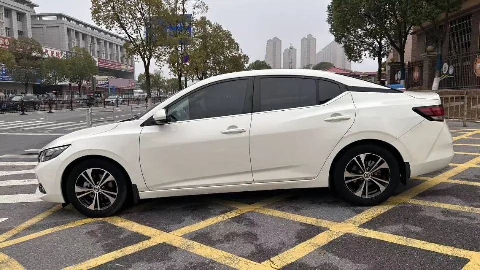 Nissan 2022 Sylphy 1.6 Stepless XL Pleasant Edition Automatic Gear 4