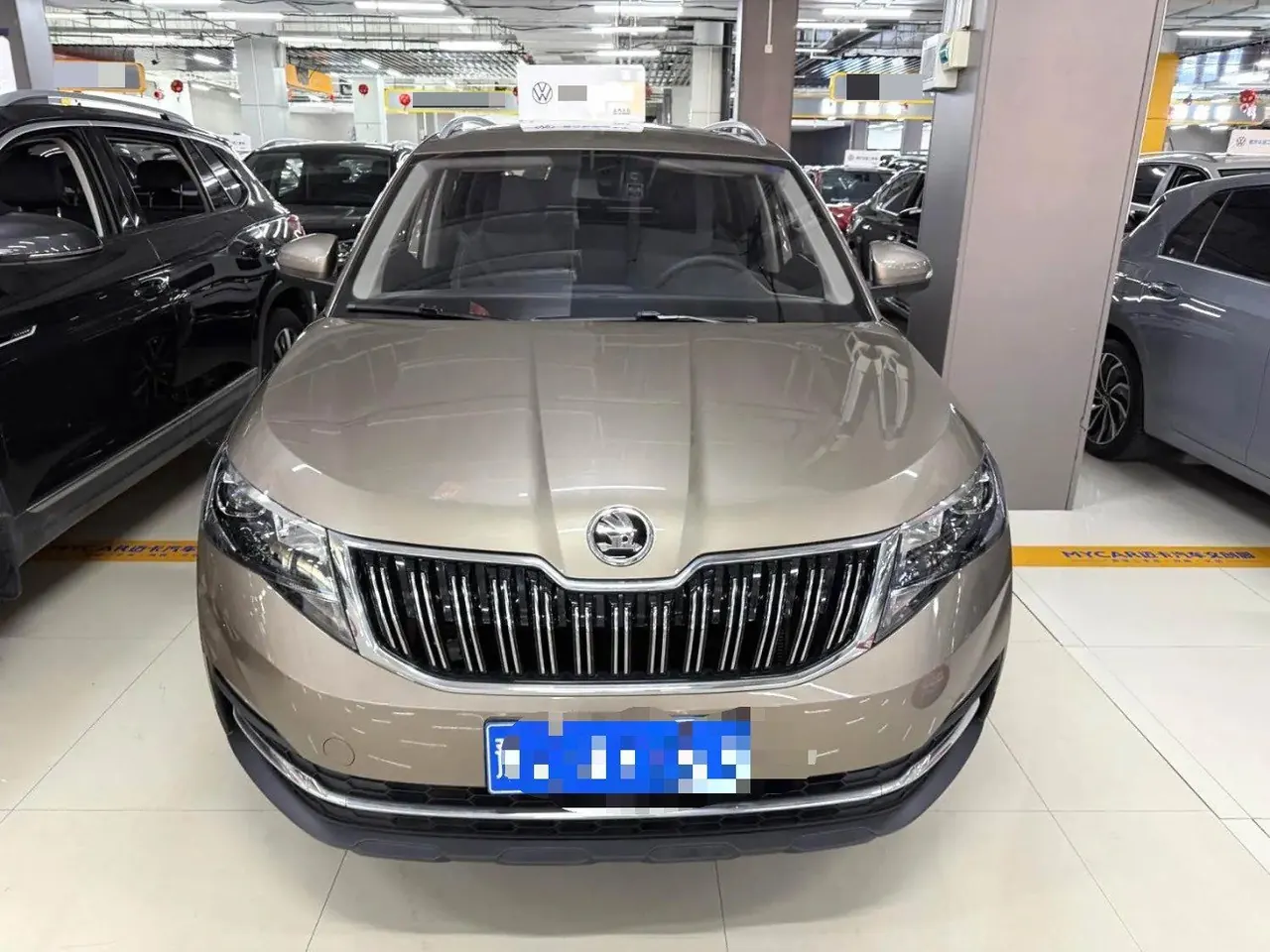 Skoda 2023 Komick 1.5 Comfortable Edition Automatic Gear 2
