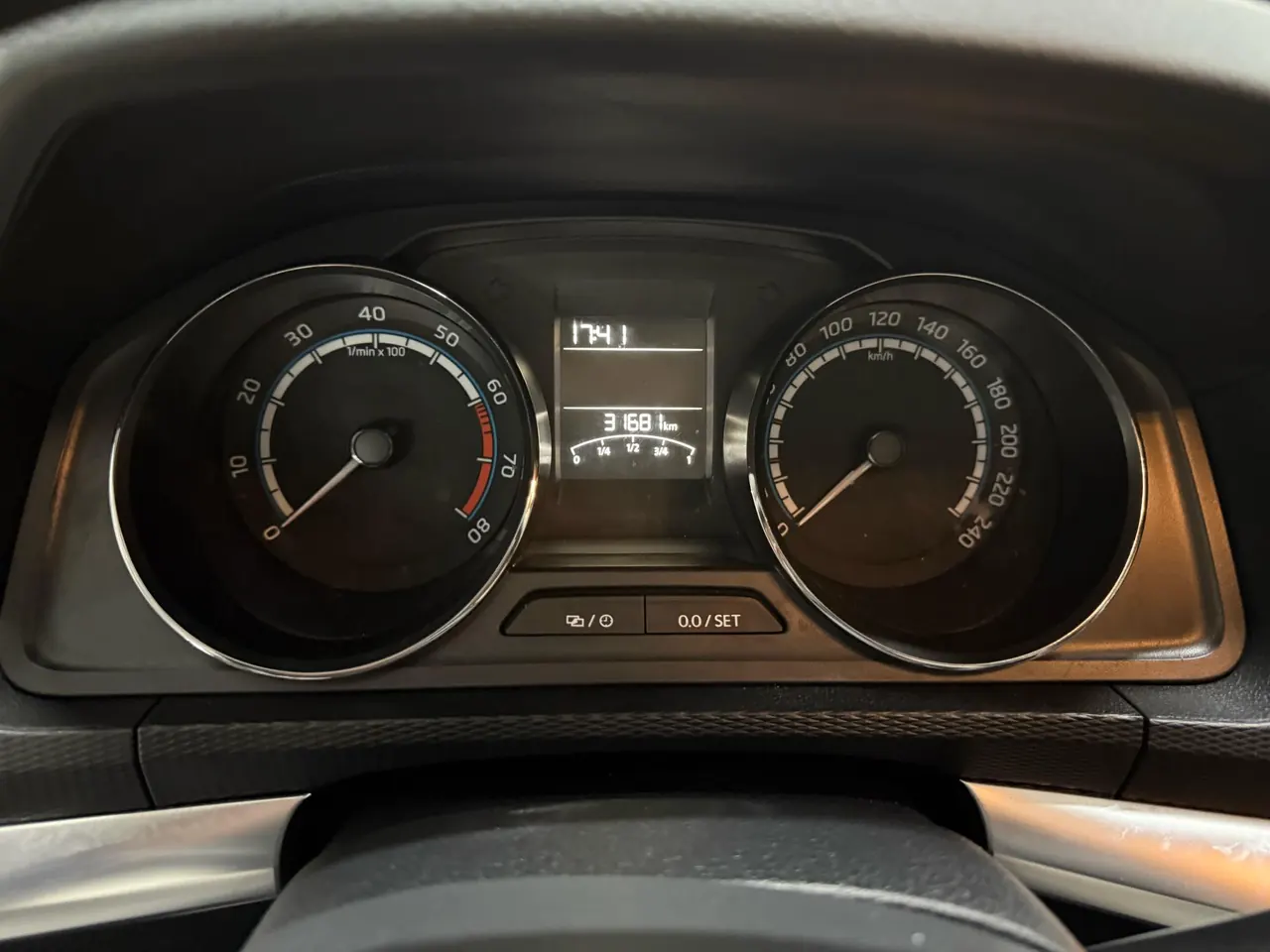 Skoda 2023 Komick 1.5 Comfortable Edition Automatic Gear 9