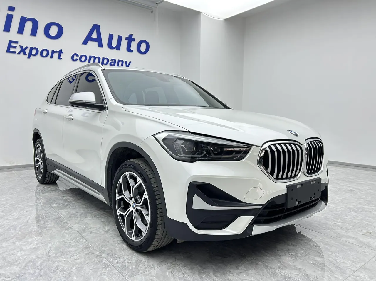 BMW 2022 X1 sDrive20Li 1.5T fashion automatic gear 2