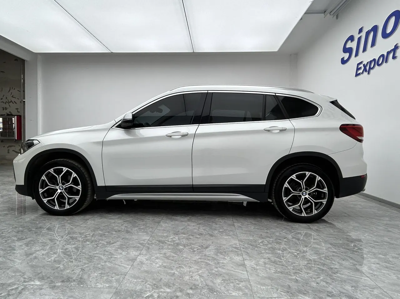 BMW 2022 X1 sDrive20Li 1.5T fashion automatic gear 5