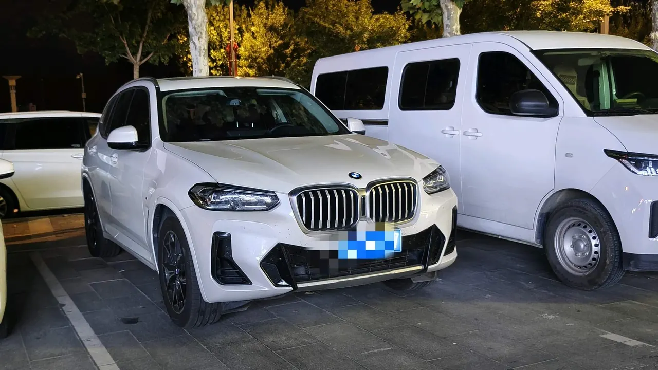 BMW 2022 X3 xDrive25i 2.0T M sports suit automatic gear 2