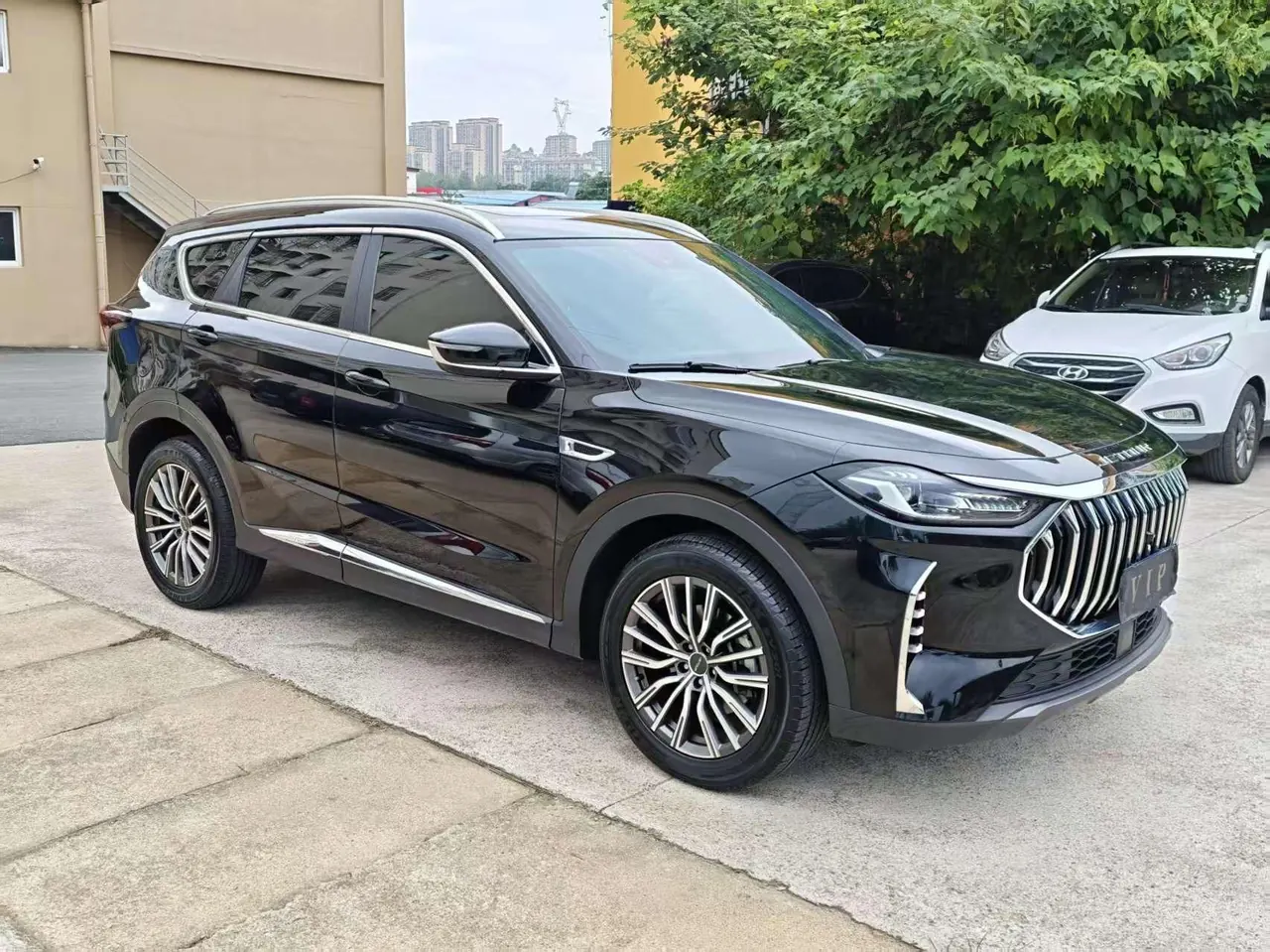 Jetour 2024 X70 PLUS 1.5T Champion Edition PRO5 Automatic Gear 3