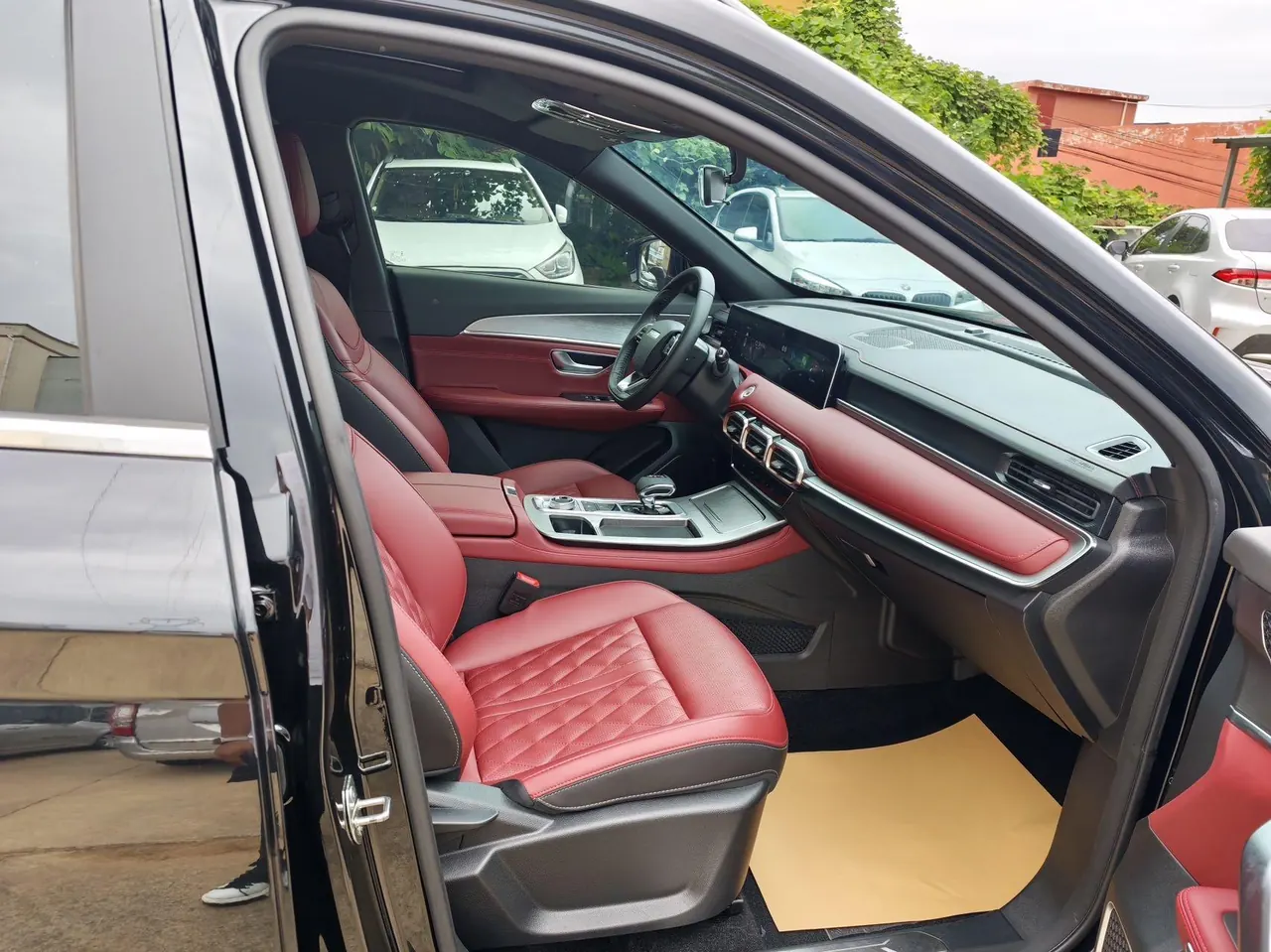 Jetour 2024 X70 PLUS 1.5T Champion Edition PRO5 Automatic Gear 7
