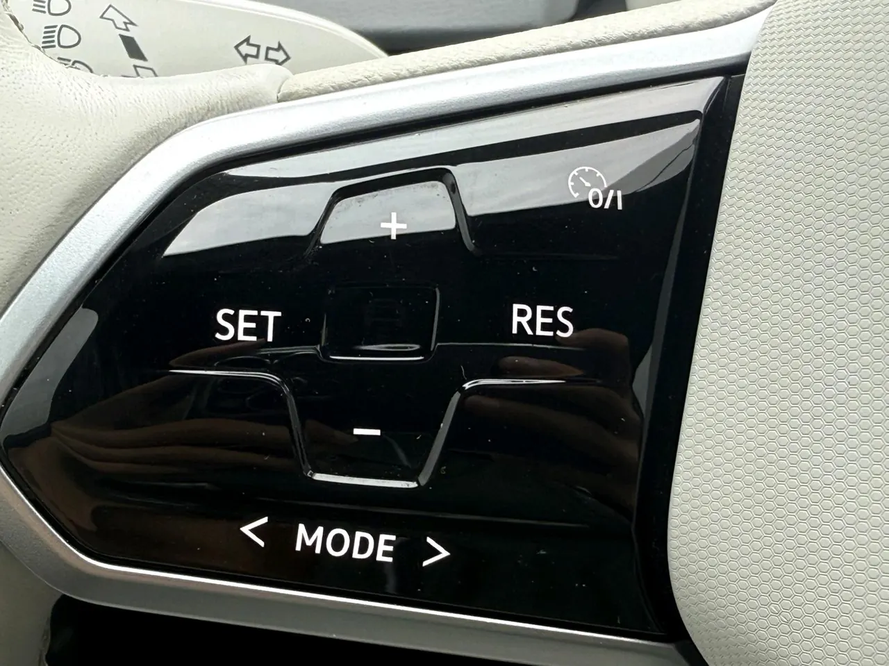 Volkswagen 2023 ID. 3 Pure Smart Edition Automatic Transmission 17
