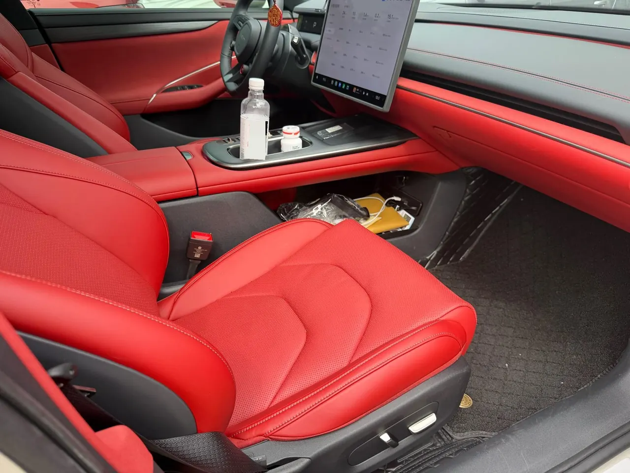 MI 2024 SU 7 800km 4-wheel drive ultra-long endurance high-end smart driving Max version automatic gear 5