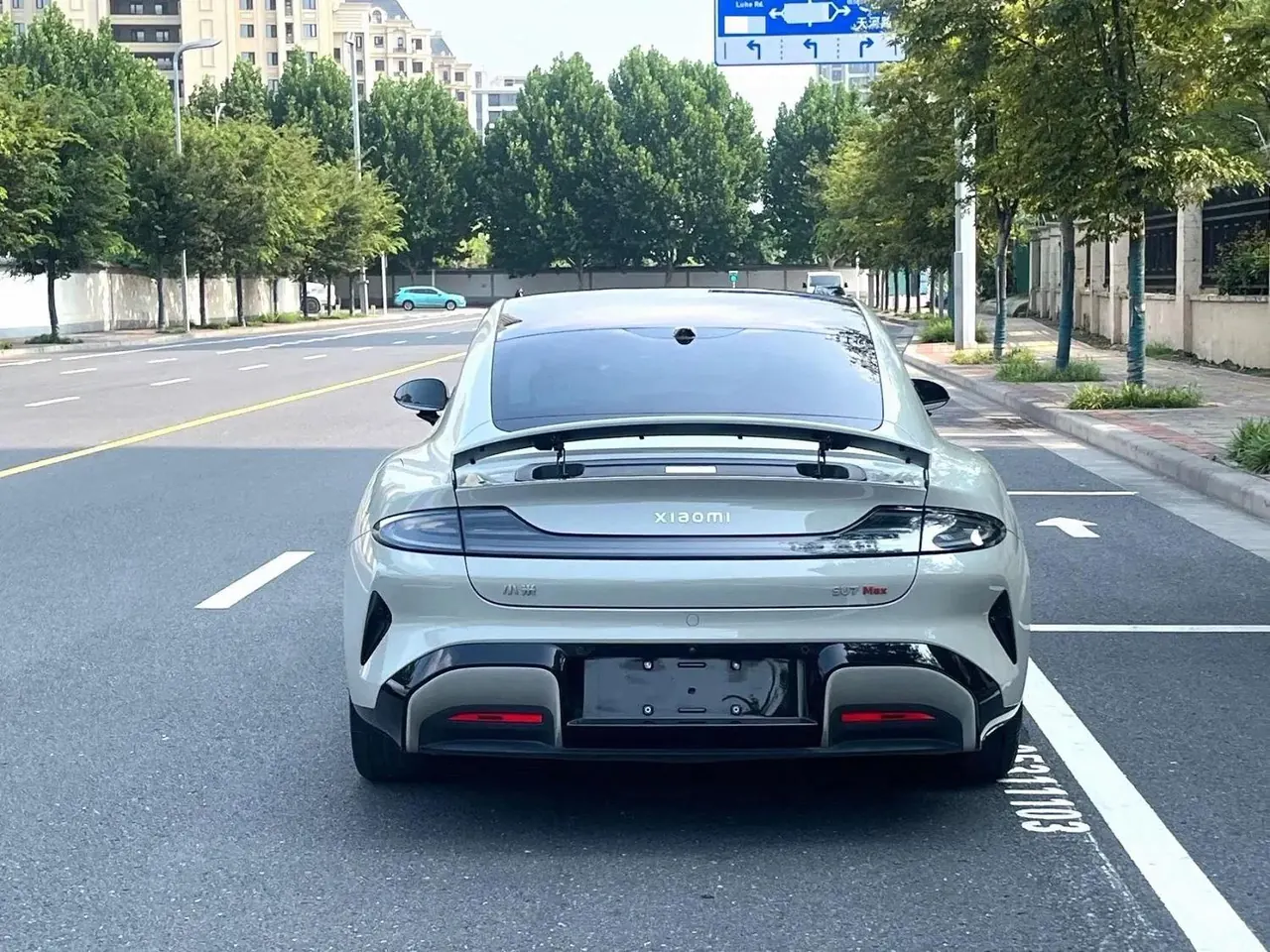 MI 2024 SU 7 800km 4-wheel drive ultra-long endurance high-end smart driving Max version automatic gear 7