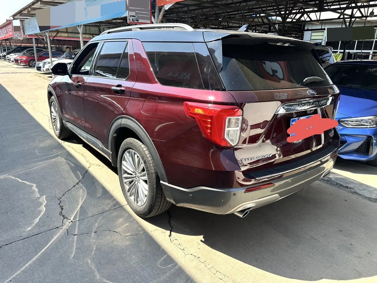 Ford 2020 Explorer 2.3T EcoBoost 285 Four-wheel Drive Titanium Edition 7-seat Automatic Gear 2