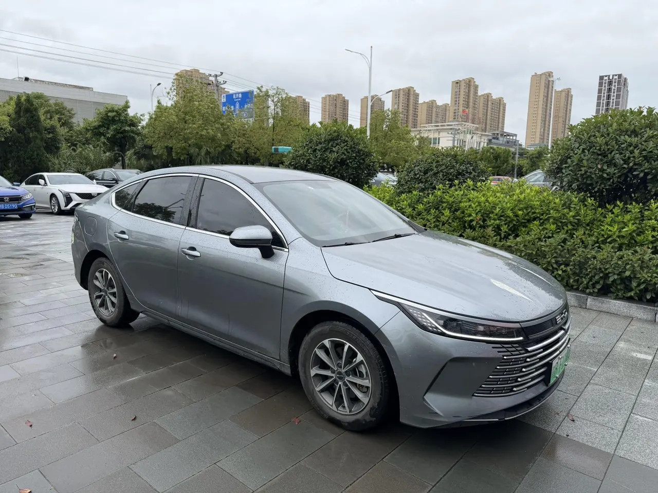 BYD 2024 destroyer 05 DM-i 1.5 stepless glory version 55KM luxury automatic gear 3