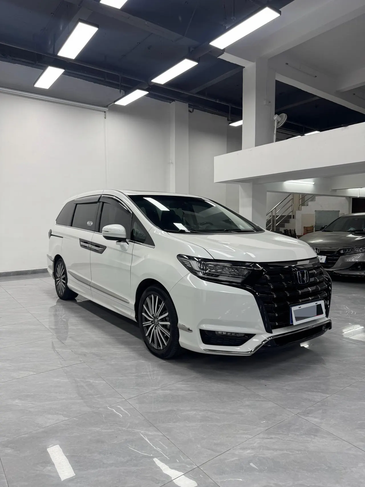 Honda 2022 Ailishen Hybrid 2.0 Stepless Deluxe First Edition Automatic Gear 3