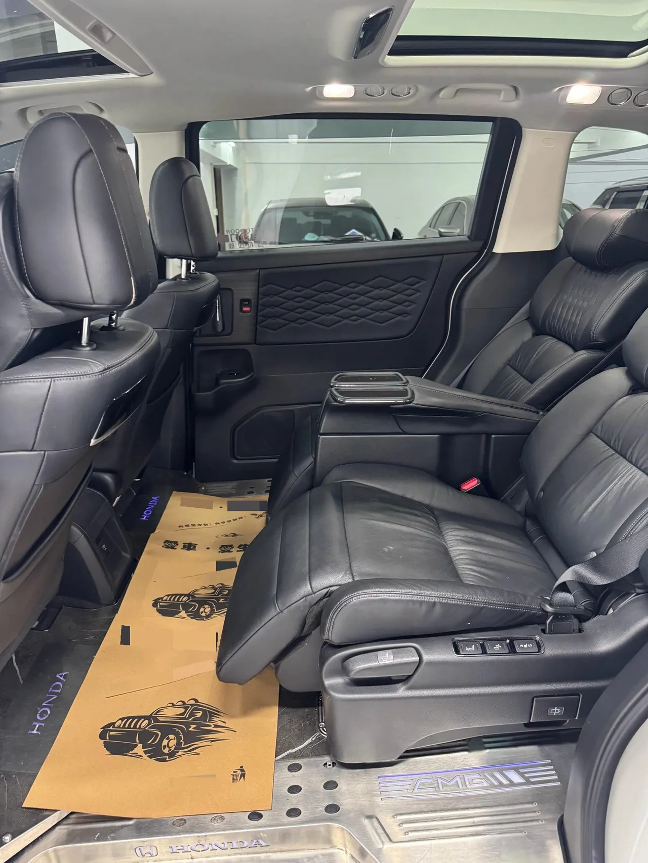 Honda 2022 Ailishen Hybrid 2.0 Stepless Deluxe First Edition Automatic Gear 5