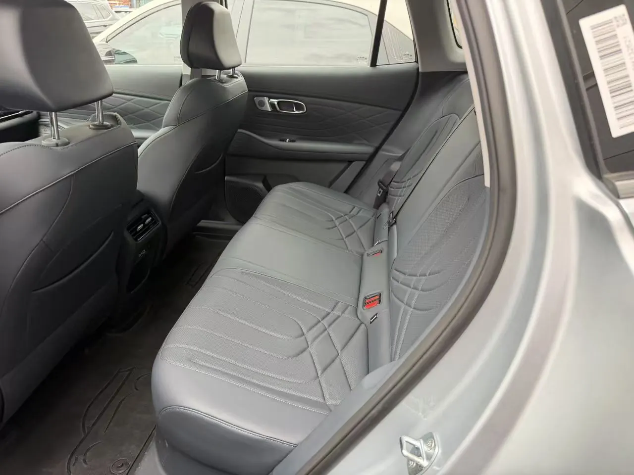 Geely Galaxy 2026 Starship 7 EM-i 1.5 135km Starship Edition Automatic Gear - View 1