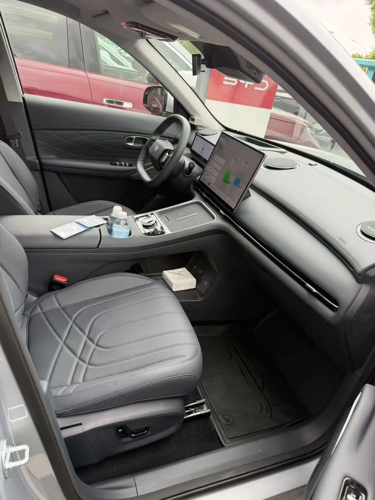 Geely Galaxy 2026 Starship 7 EM-i 1.5 135km Starship Edition Automatic Gear 3