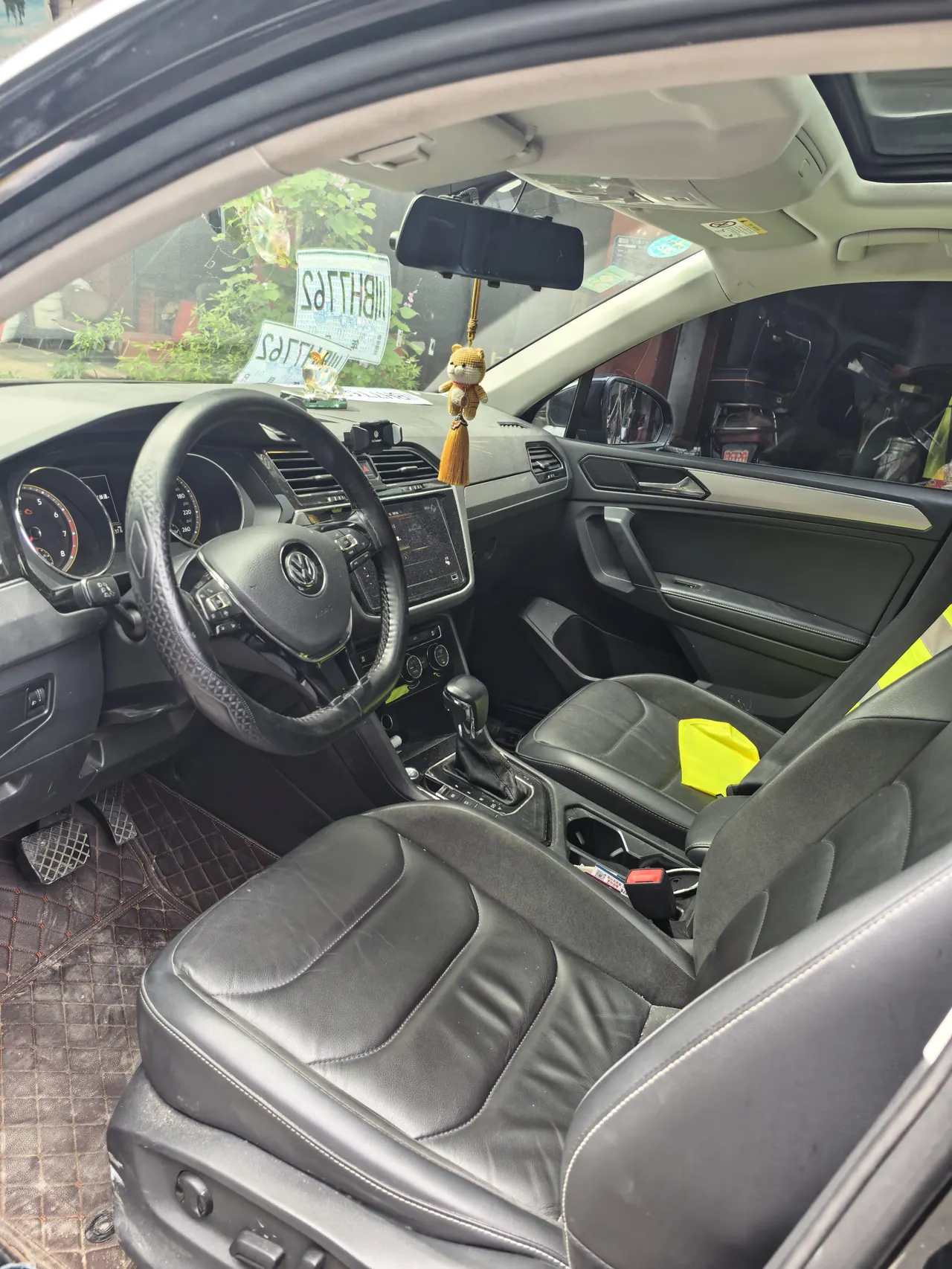 Volkswagen 2020 Tiguan L 2.0TSI 330TSI Two-Drive Panoramic Comfort Edition Automatic Gear 8