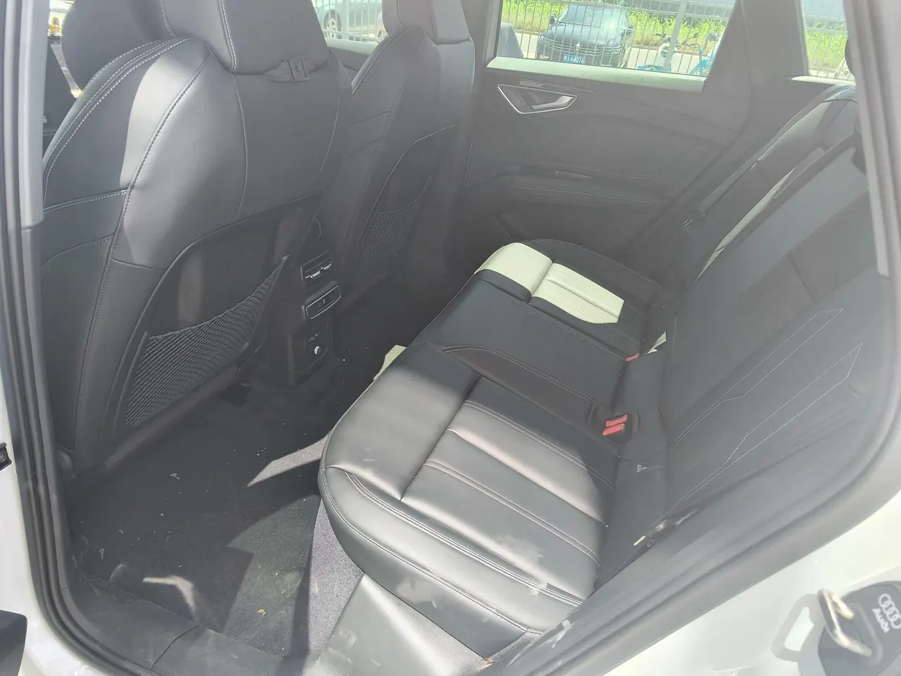 Audi 2024 Q4 e-tron 40 Creation Edition Automatic Gear 5