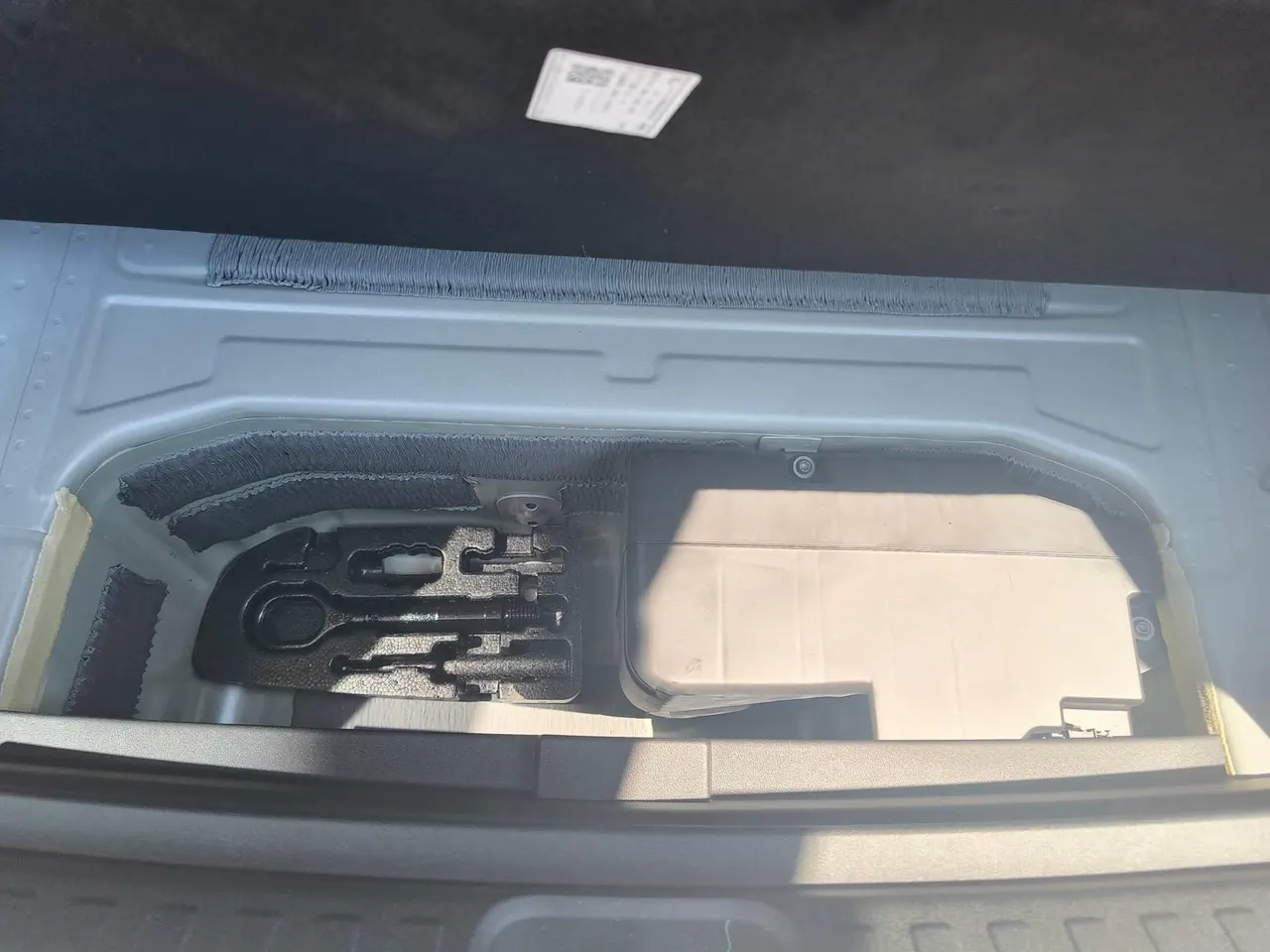 Audi 2024 Q4 e-tron 40 Creation Edition Automatic Gear 9