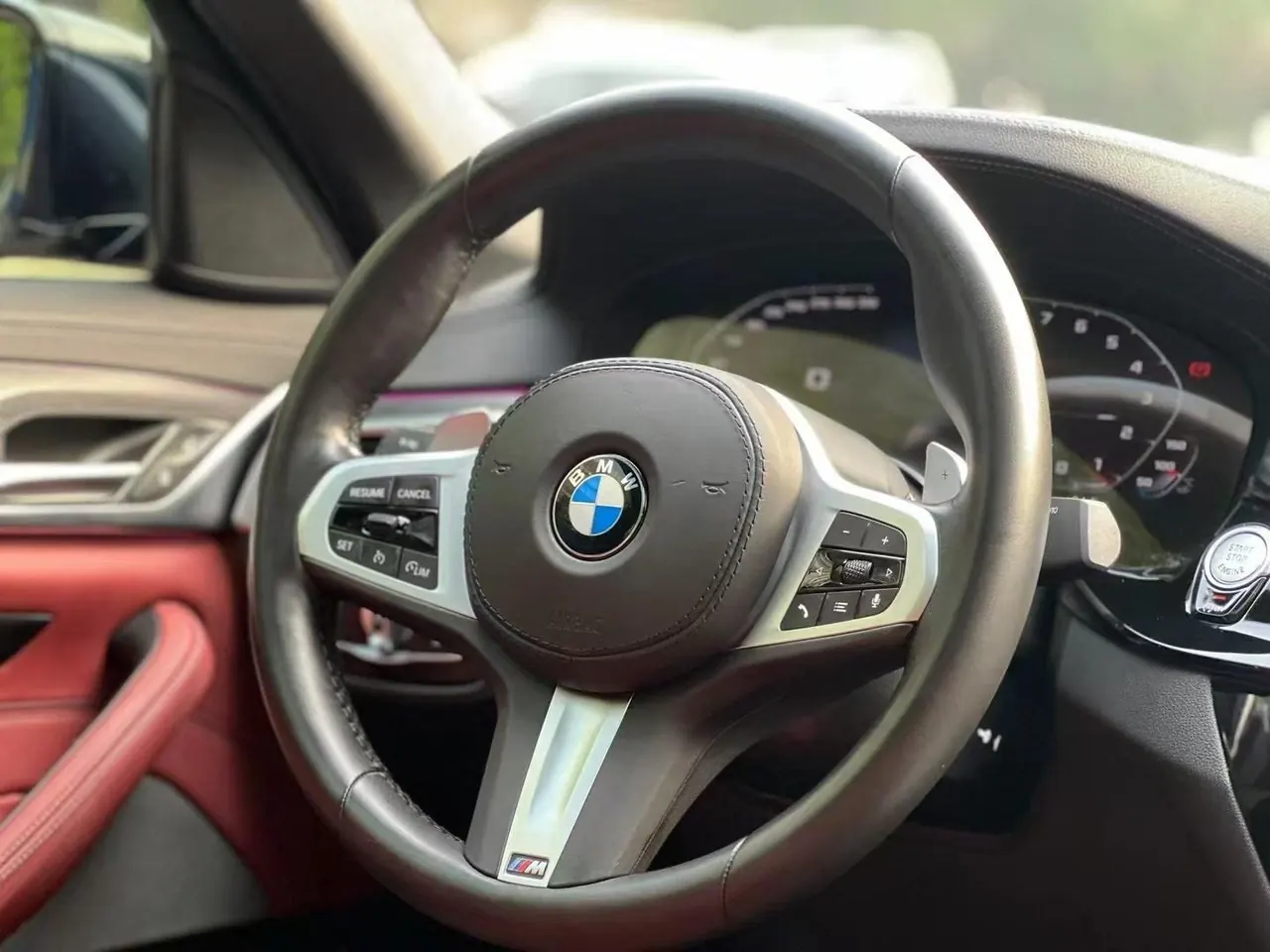 BMW 5 Series 2022 530Li 2.0T Leading Luxury Suit (Change 2) Automatic Gear 5