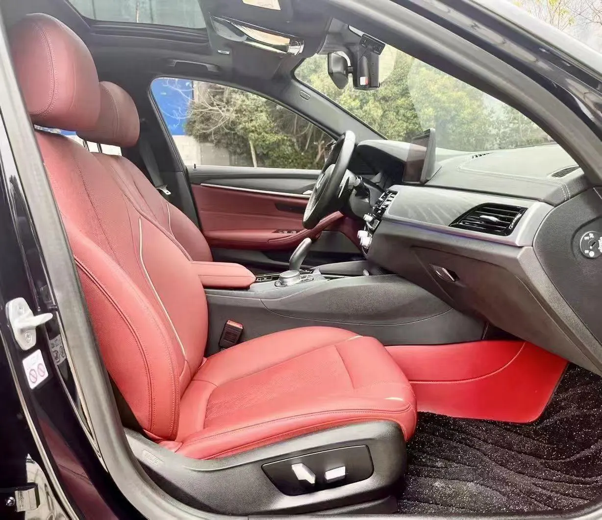 BMW 5 Series 2022 530Li 2.0T Leading Luxury Suit (Change 2) Automatic Gear 8