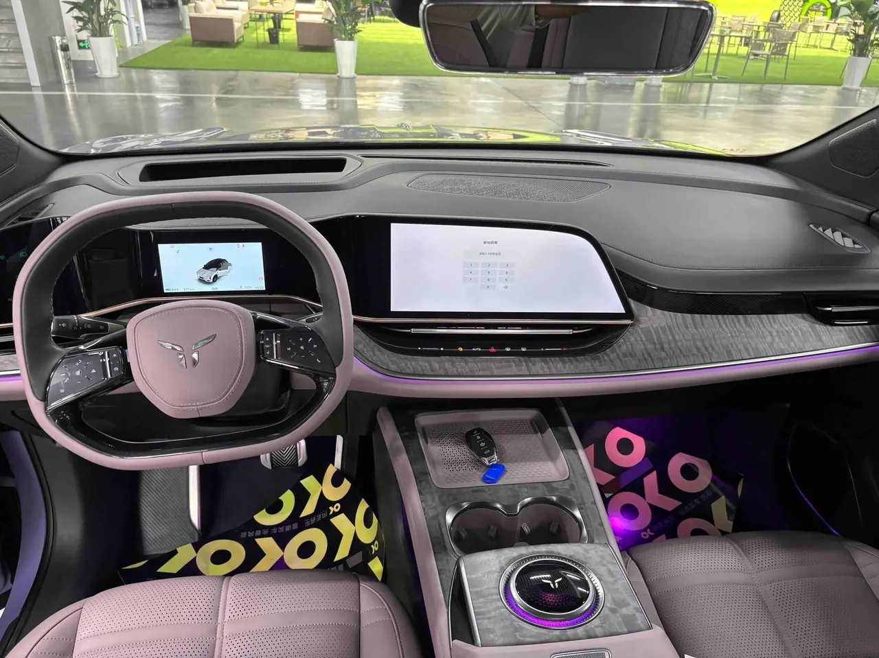 HongQi 2025 Tiangong 08 680 Ultra 4-wheel drive automatic gear 7