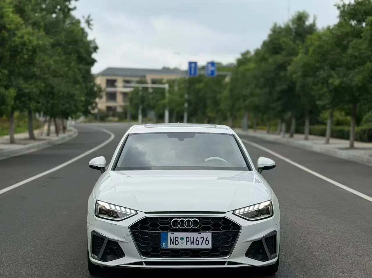 Audi 2020 A4L 2.0TFSI 40TFSI Deluxe Dynamic Automatic 2