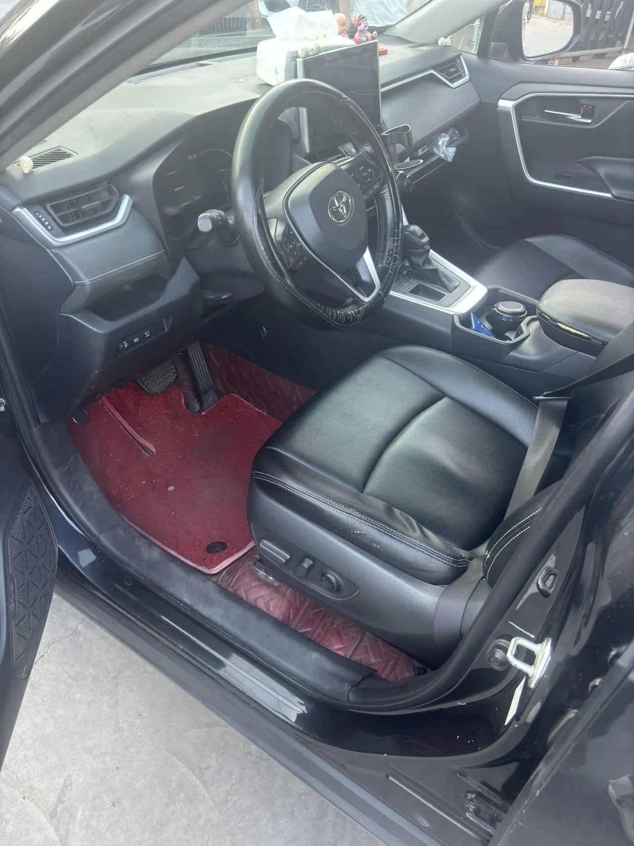 Toyota 2021 RAV4 Rongbo 2.0 Stepless Two-Drive Fashion Edition Automatic Gear 3