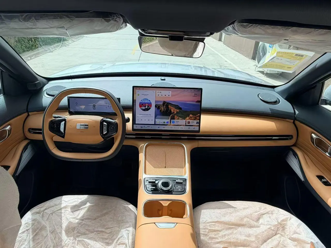 Geely Galaxy 2026 Starship 7 EM-i 1.5 135km Smart Navigation Edition Automatic Gear 6