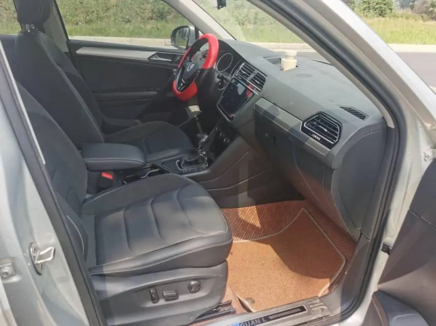 Volkswagen 2021 Tiguan L 2.0TSI 330TSI Two-Drive Smart Edition Automatic Gear 7