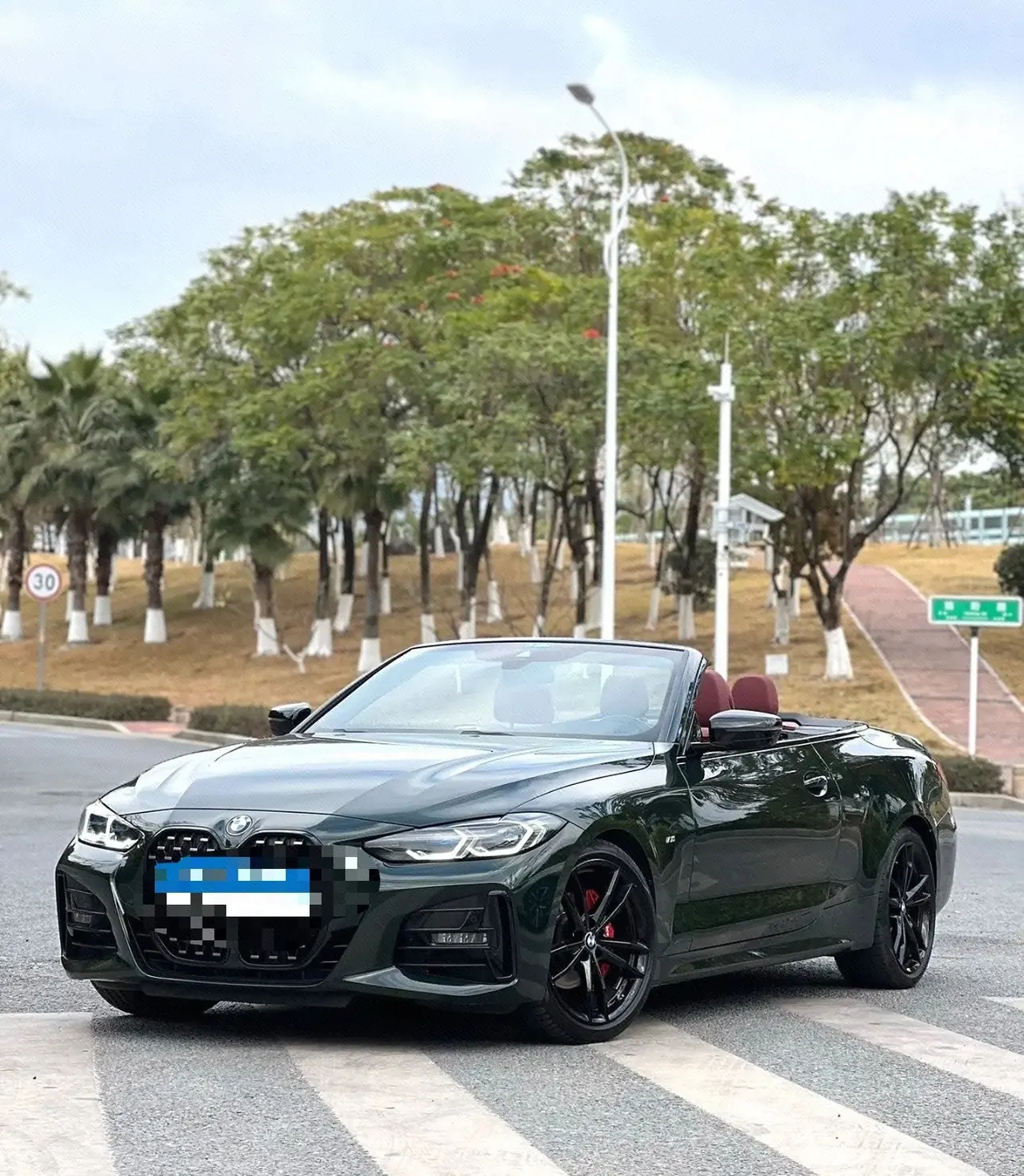Open image lightbox: BMW 4 Series (Imported) 2022 425i Convertible Coupe 2.0T M Sports Obsidian Night Suit Automatic Gear