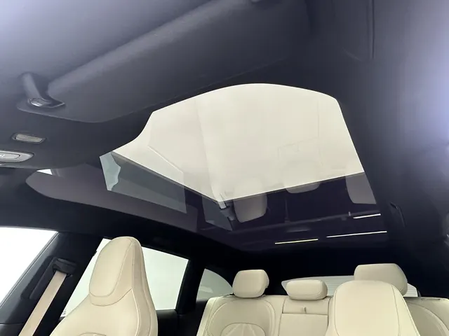 NIO 2025 ET5T 75kWh Touring automatic 11