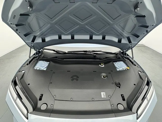 NIO 2025 ET5T 75kWh Touring automatic 14