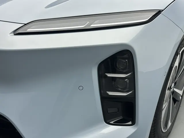 NIO 2025 ET5T 75kWh Touring automatic 15