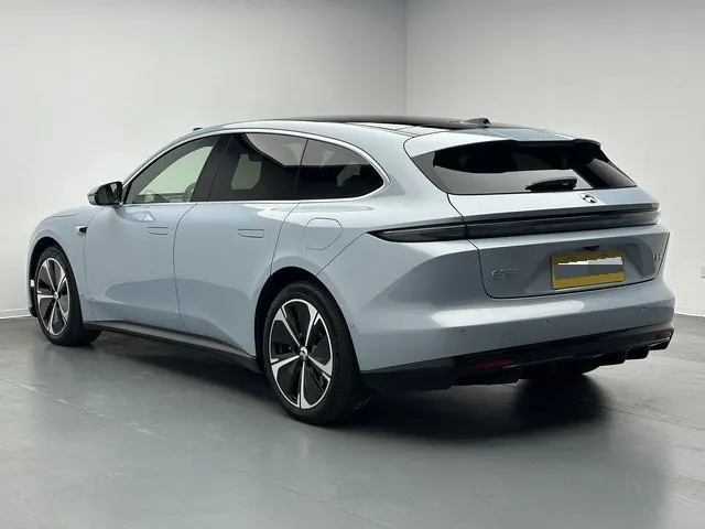 NIO 2025 ET5T 75kWh Touring automatic 6