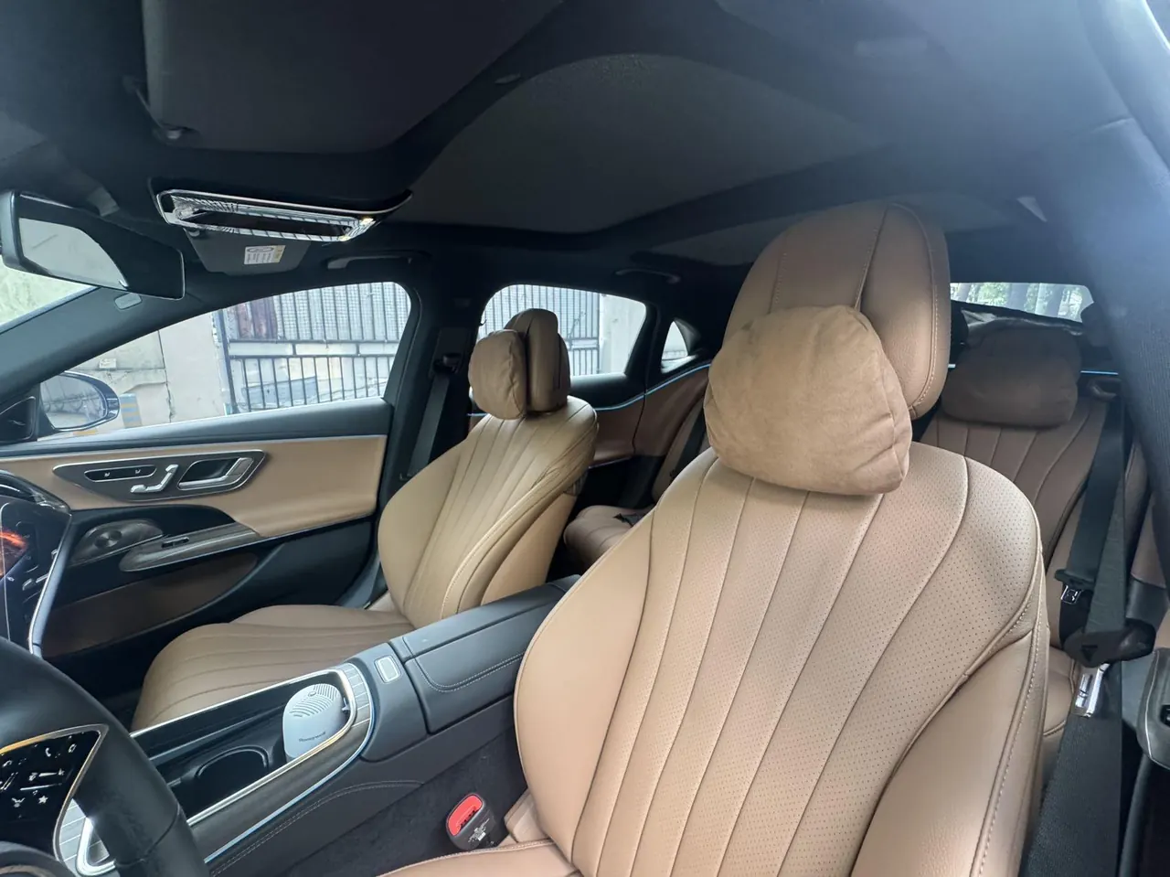 Mercedes Benz E Class 2025 E 300 L 48V 2.0T Luxury Automatic Gear 5