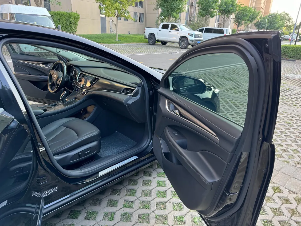 Buick 2021 LaCrosse 2.0T 652T Luxury Automatic 5
