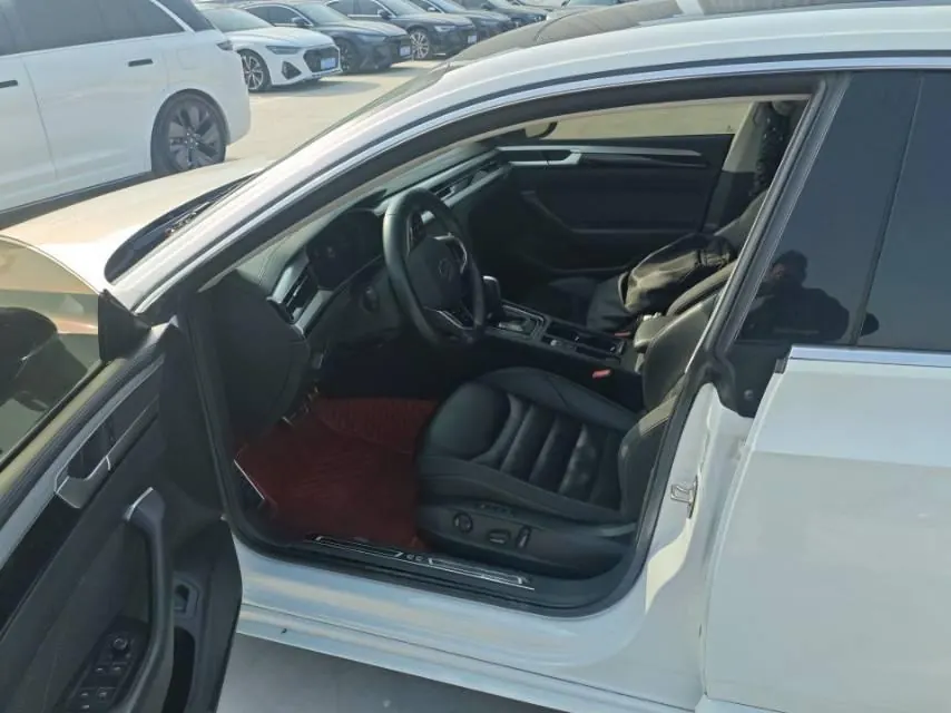 Volkswagen 2021 CC 2.0TSI 380TSI eye-catching automatic gear 6