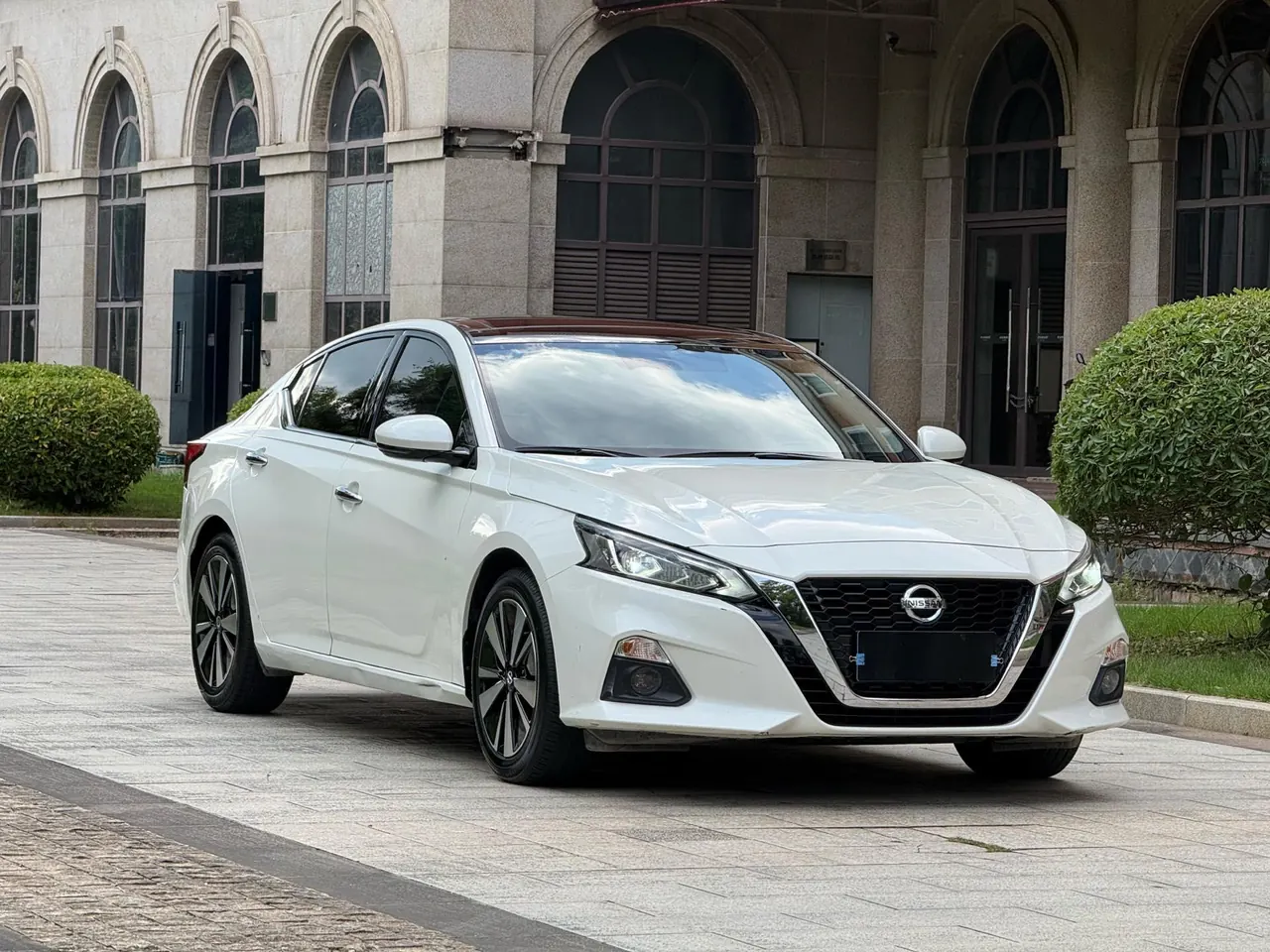 Nissan 2021 Teana 2.0 Stepless XL Comfort Edition Automatic Gear 3