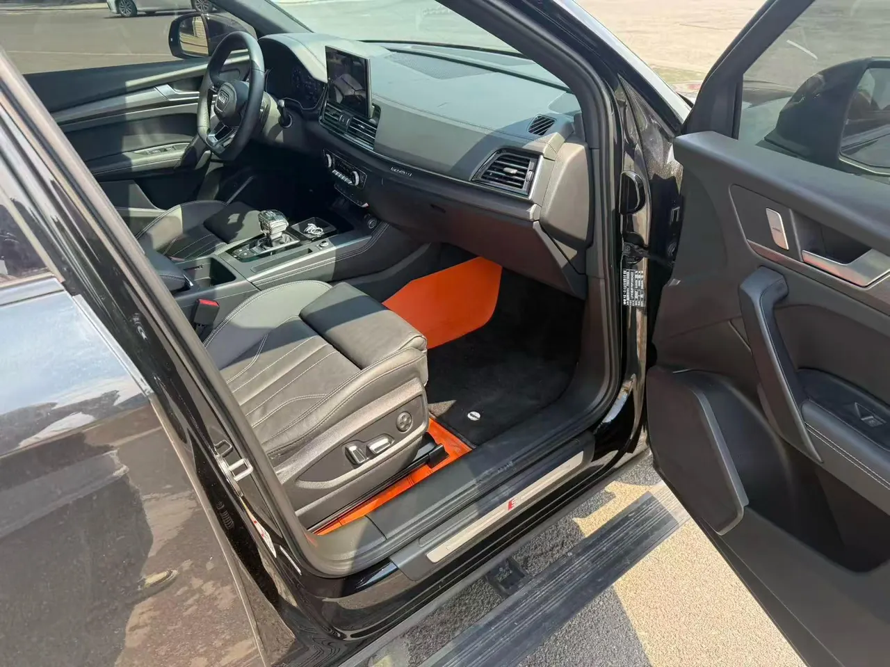 Audi 2023 Q5L 2.0TFSI 40TFSI luxury dynamic automatic 3