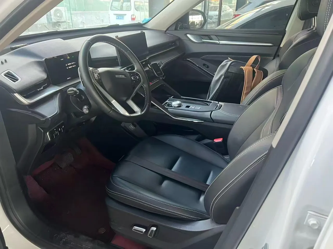 Haval 2022 H6 1.5T Two-Drive Pro Auto 2