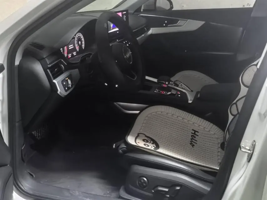 Audi 2022 A4L 2.0TFSI 40TFSI Fashion Dynamic Automatic 4