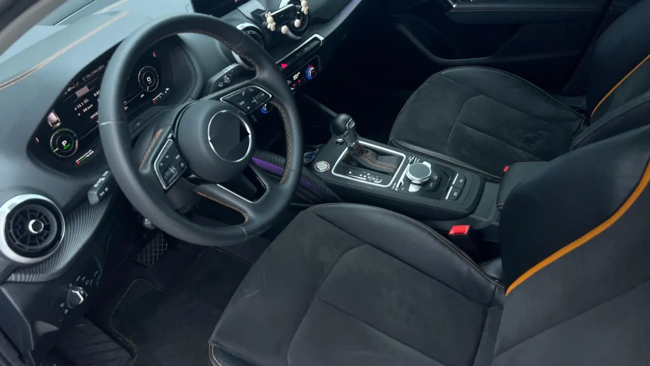 Audi 2022 Q2L e-tron pure electric intelligent automatic transmission 4